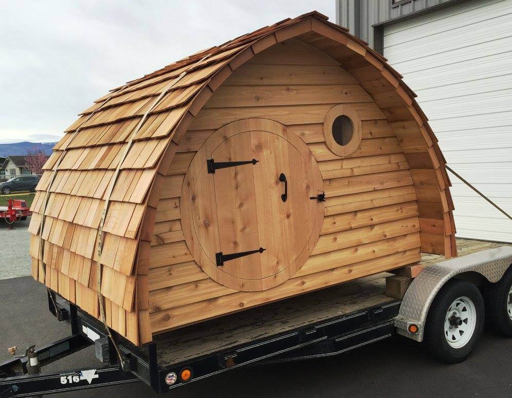 hobbit home on trailer